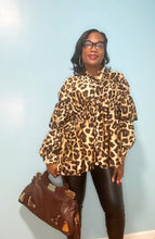 Load image into Gallery viewer, LEOPARD BLOUSE